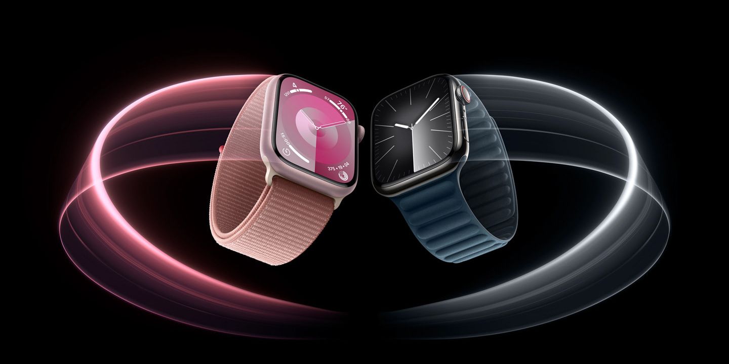 Apple Watch Series 9 in pink and black