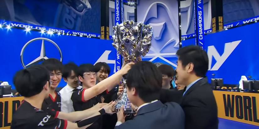 EDG winning S11 Worlds in League of Legends