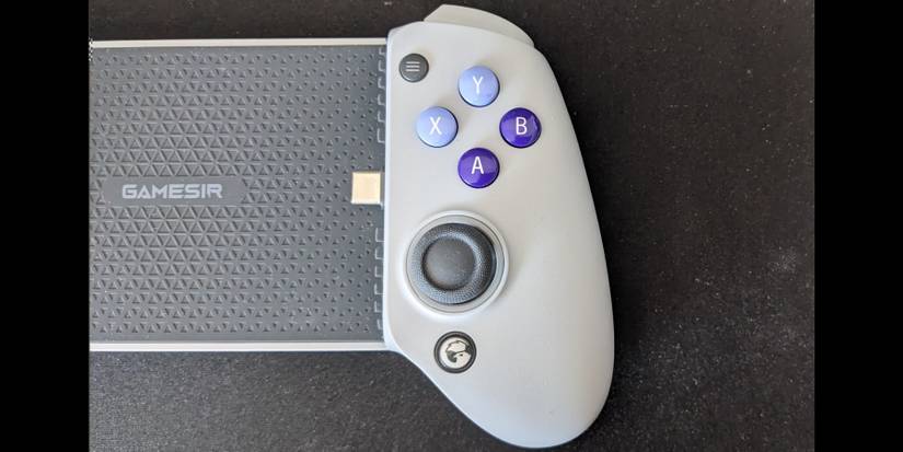 Game Sir G8 Right Side