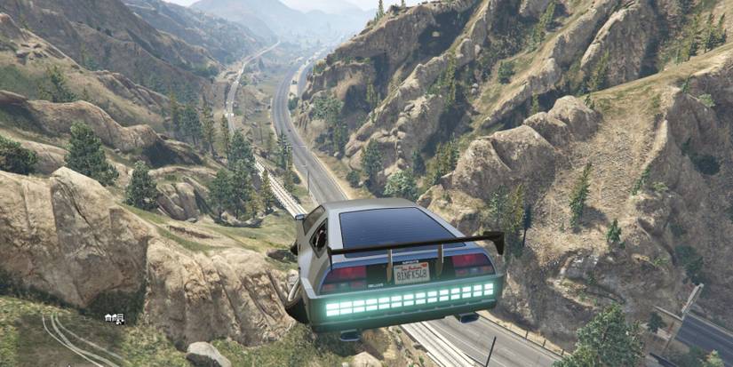 GTA Online: How to Fly Deluxo