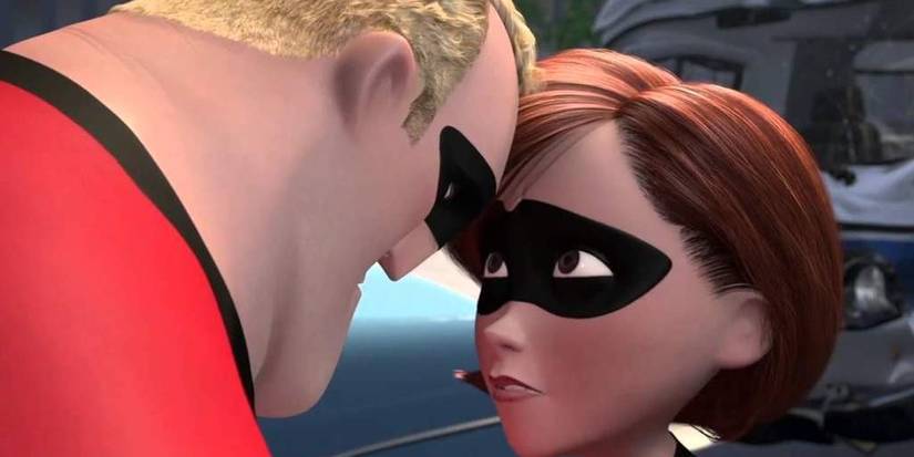 An image of Bob and Helen pars being intimate