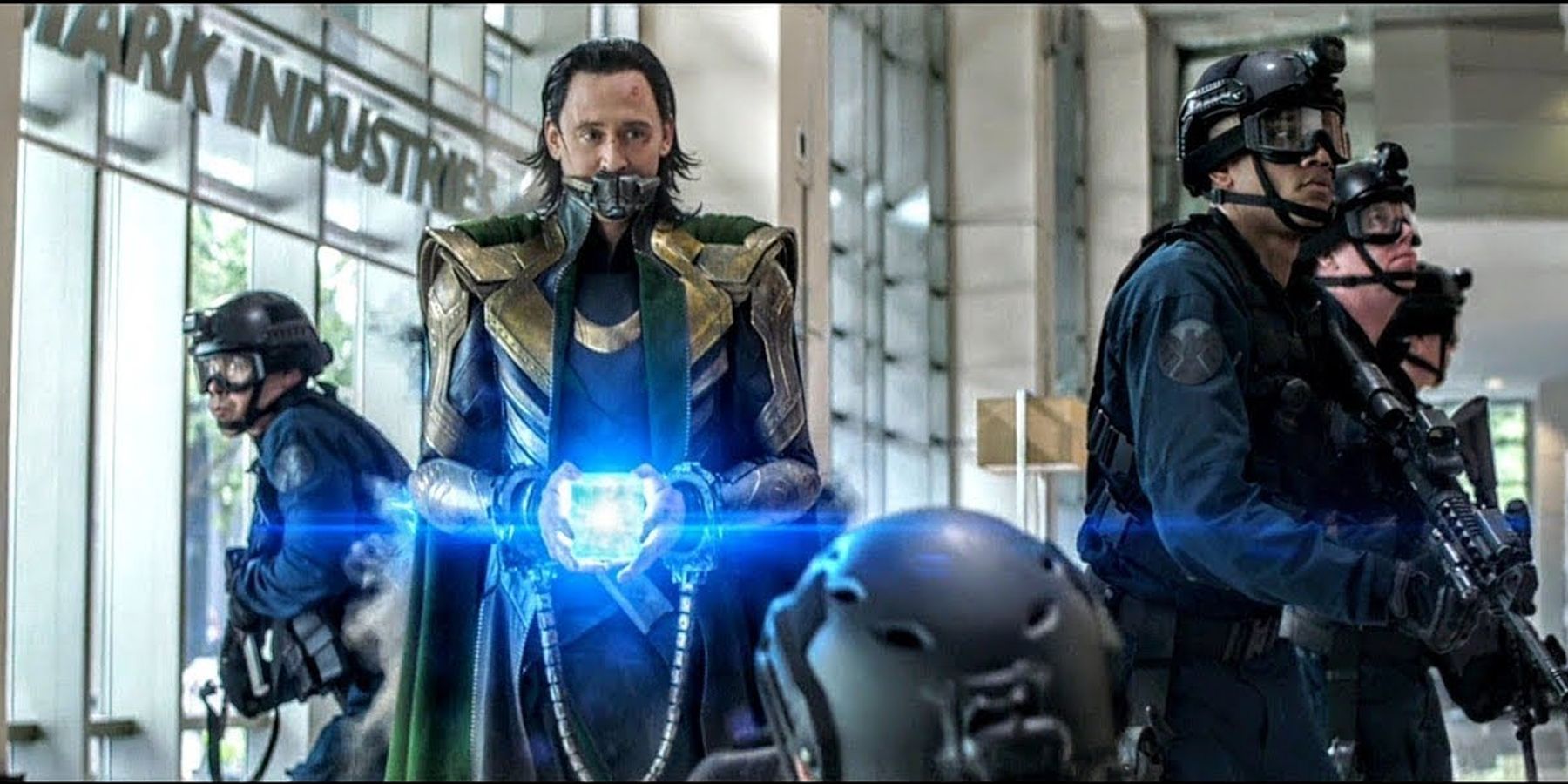 Loki steals the tesseract