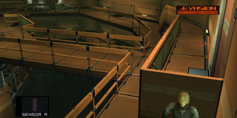 Raiden up against a wall in Strut D