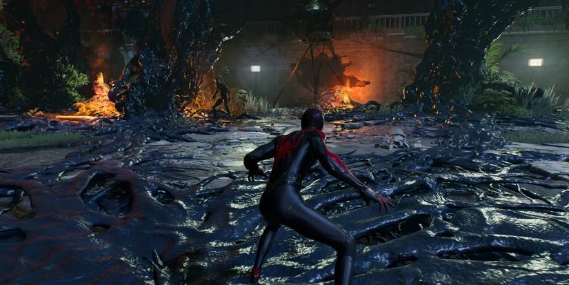 Miles fighting Peter in Marvel's Spider-Man 2