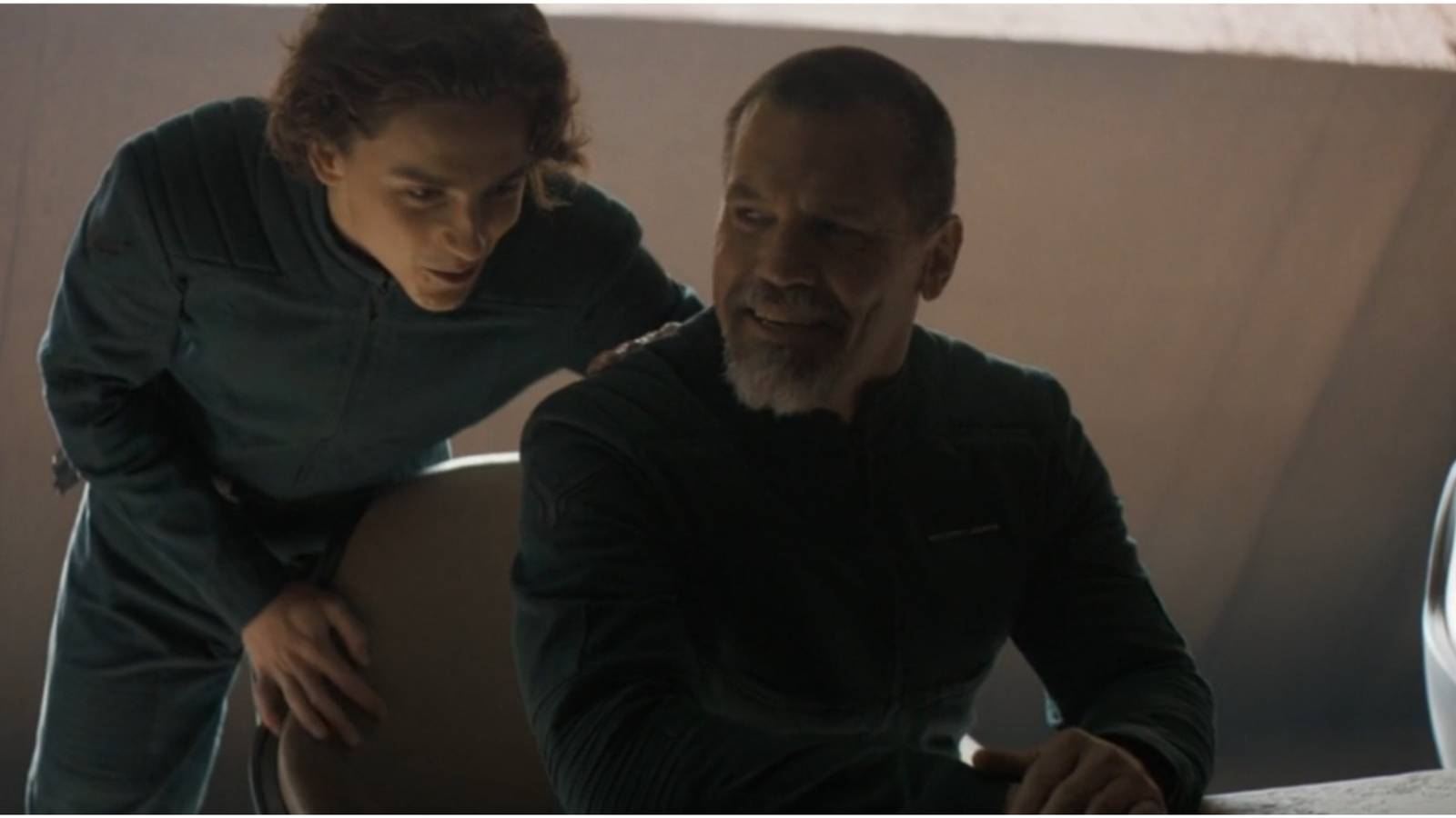 Paul Atreides and Gurney Halleck in Dune.