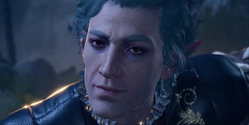 Astarion leaning forward and looking at camera