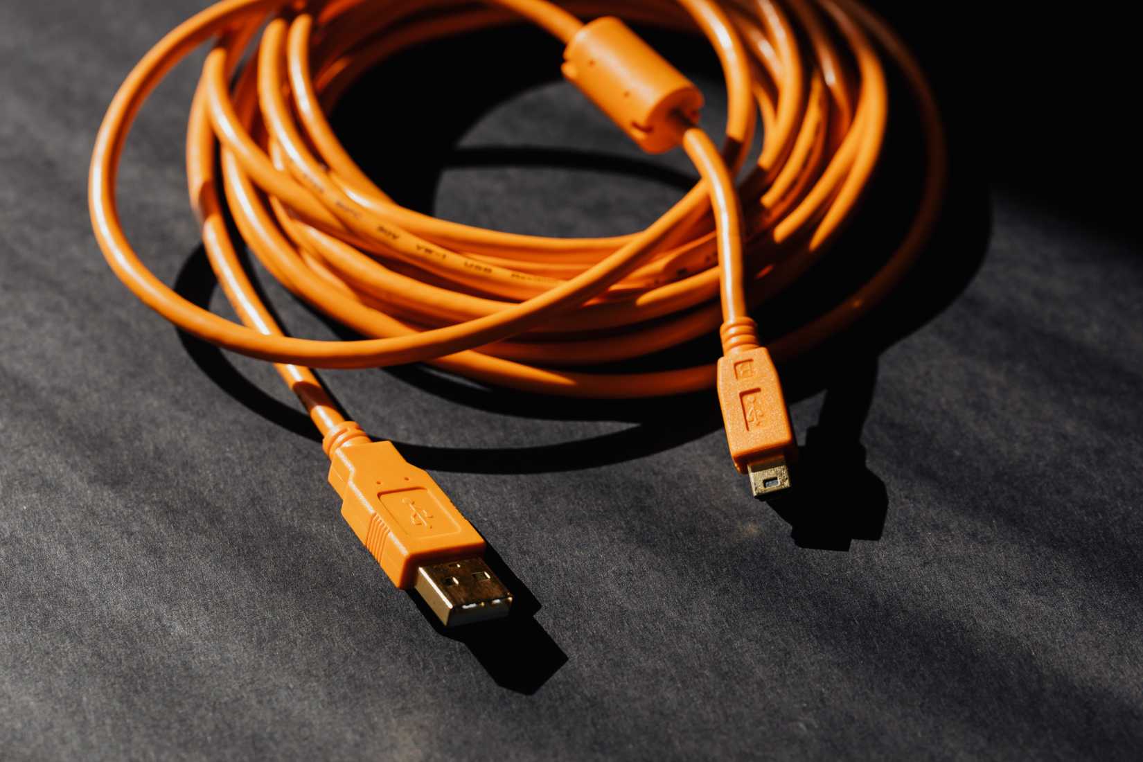 How to Set Up Dual Monitors for the Ultimate Gaming Experience