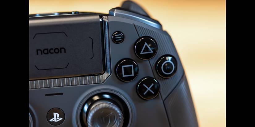 Nacon Revolution Pro 5 Right Side