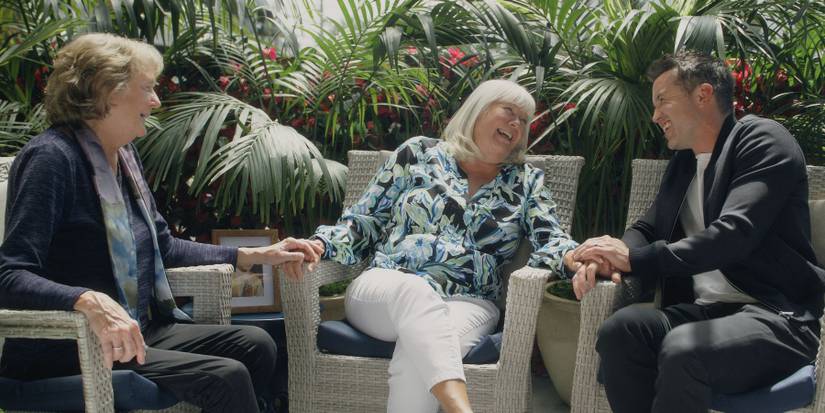 Actor Rob McElhenney with his two lesbian mothers.