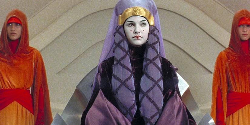Sabe as Queen Amidala's Shadow in Star Wars
