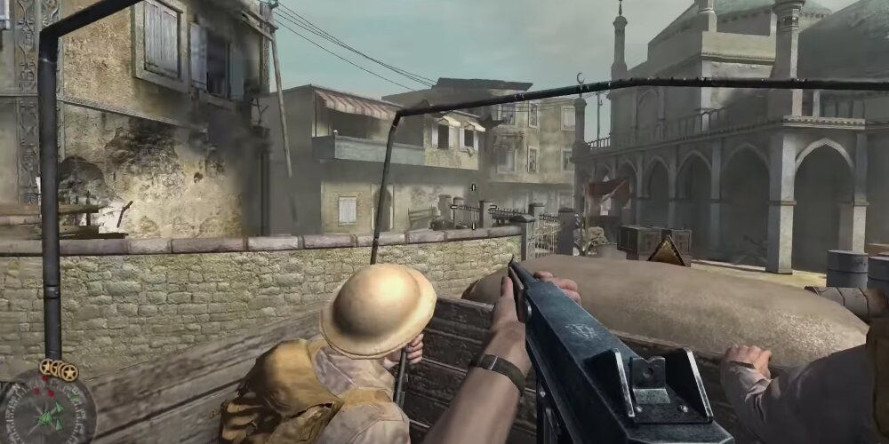 Soldados que llegan a una ciudad urbana en camión en Call of Duty 2