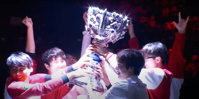 SKT winning S6 Worlds in League of Legends