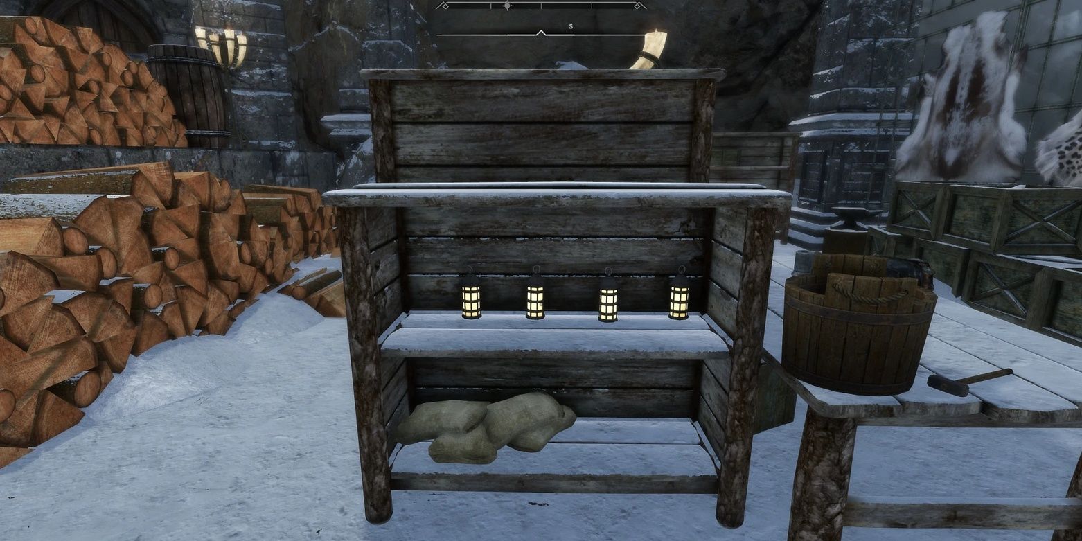 Usable Vanilla Lanterns mod for Skyrim