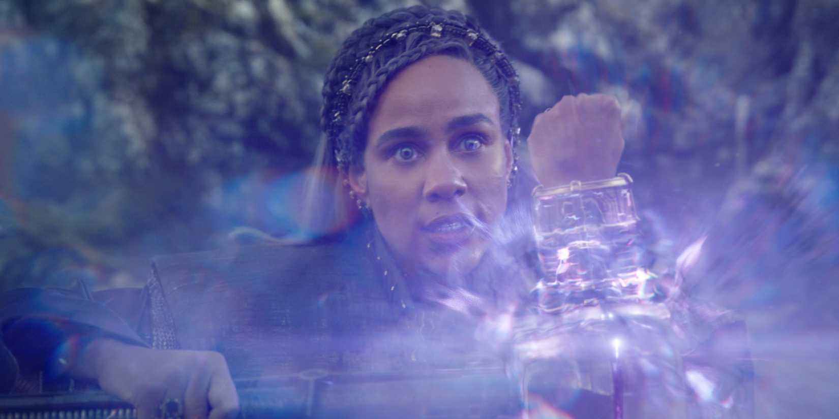 zawe ashton as dar-benn in the marvels