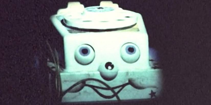 A Still From Skinamarink (1)