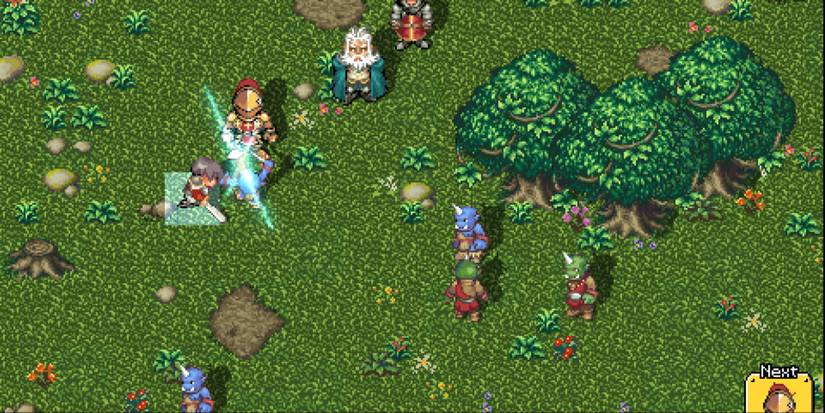 Fighting enemies in Astonishia Story