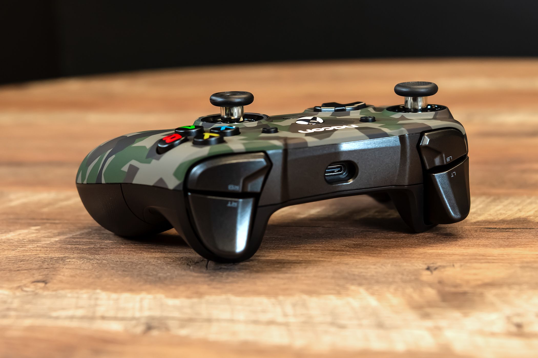 bumpers-and-triggers-on-the-nacon-revolution-x-controller-field-camo-1jpg_53334164369_o