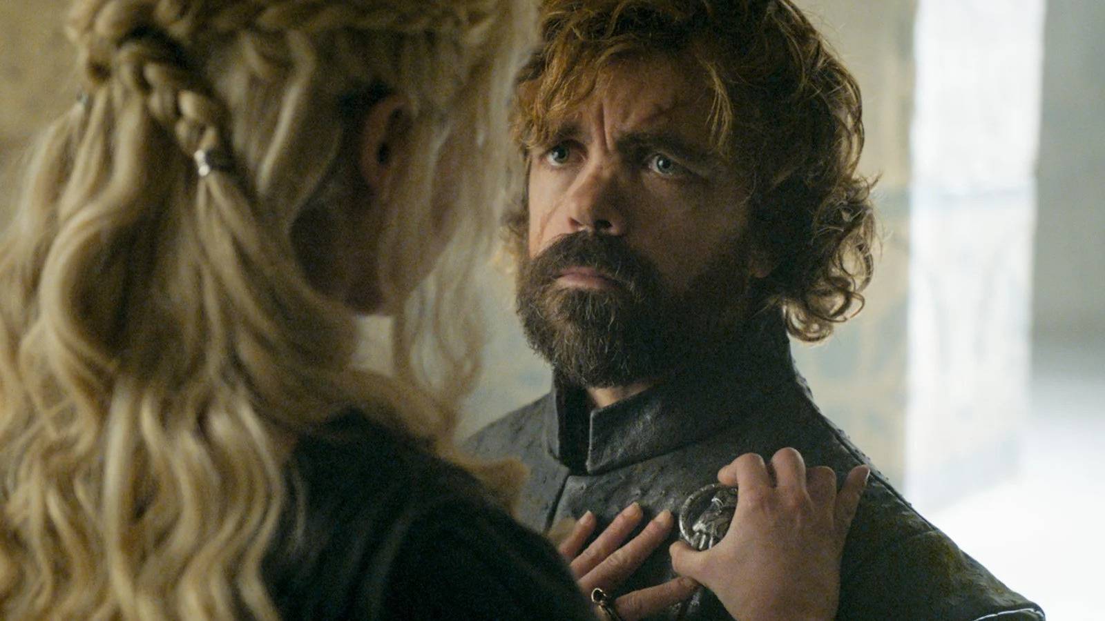 Daenerys grabs Tyrion's Hand Of The King brooch Game Of Thrones