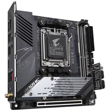 GIGABYTE B650I AORUS Ultra