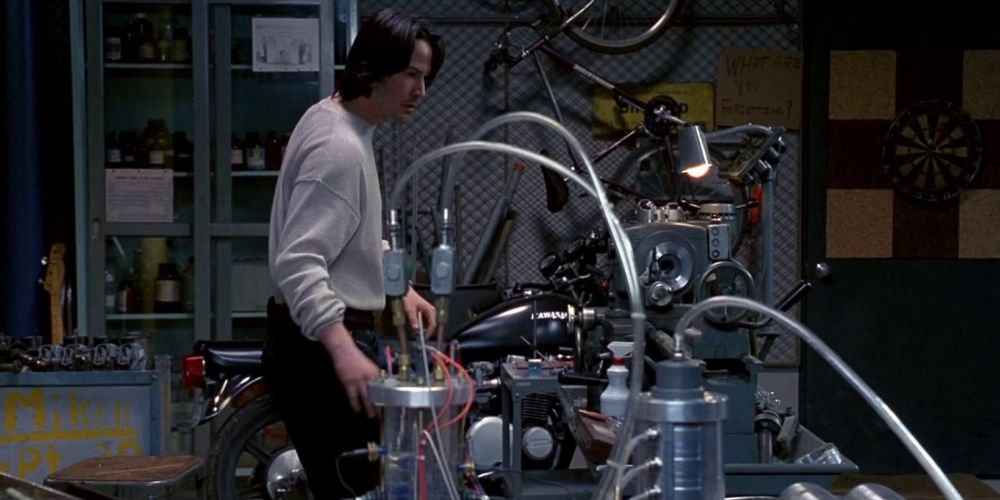 Keanu in the lab