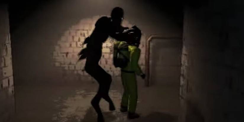 Bracken abducting a player on Lethal Company