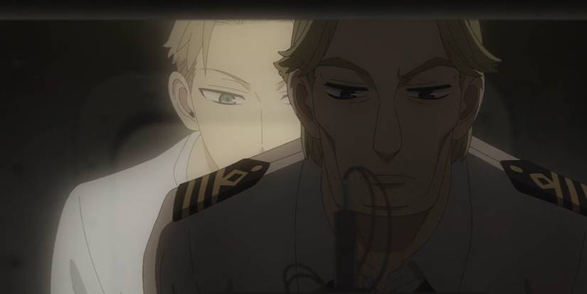 Spy x Family S2 E9 Loid defusing bomb