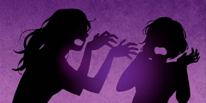 Artwork of people getting scared in the Ghost Teller manhwa