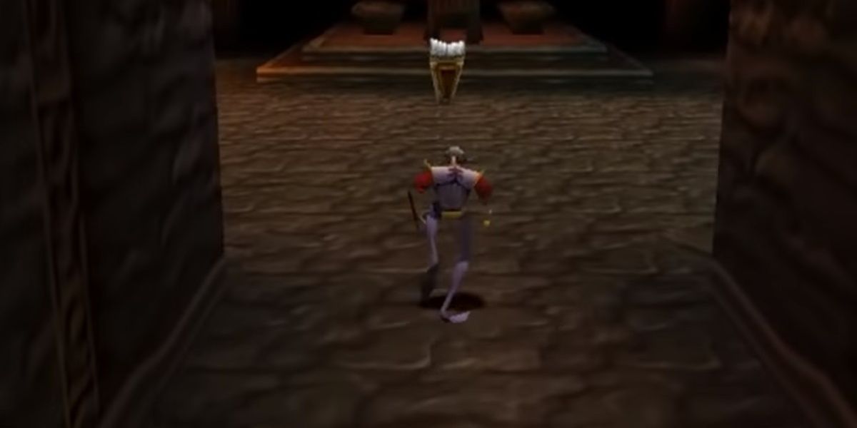 sir dan running down a hallway in medievil