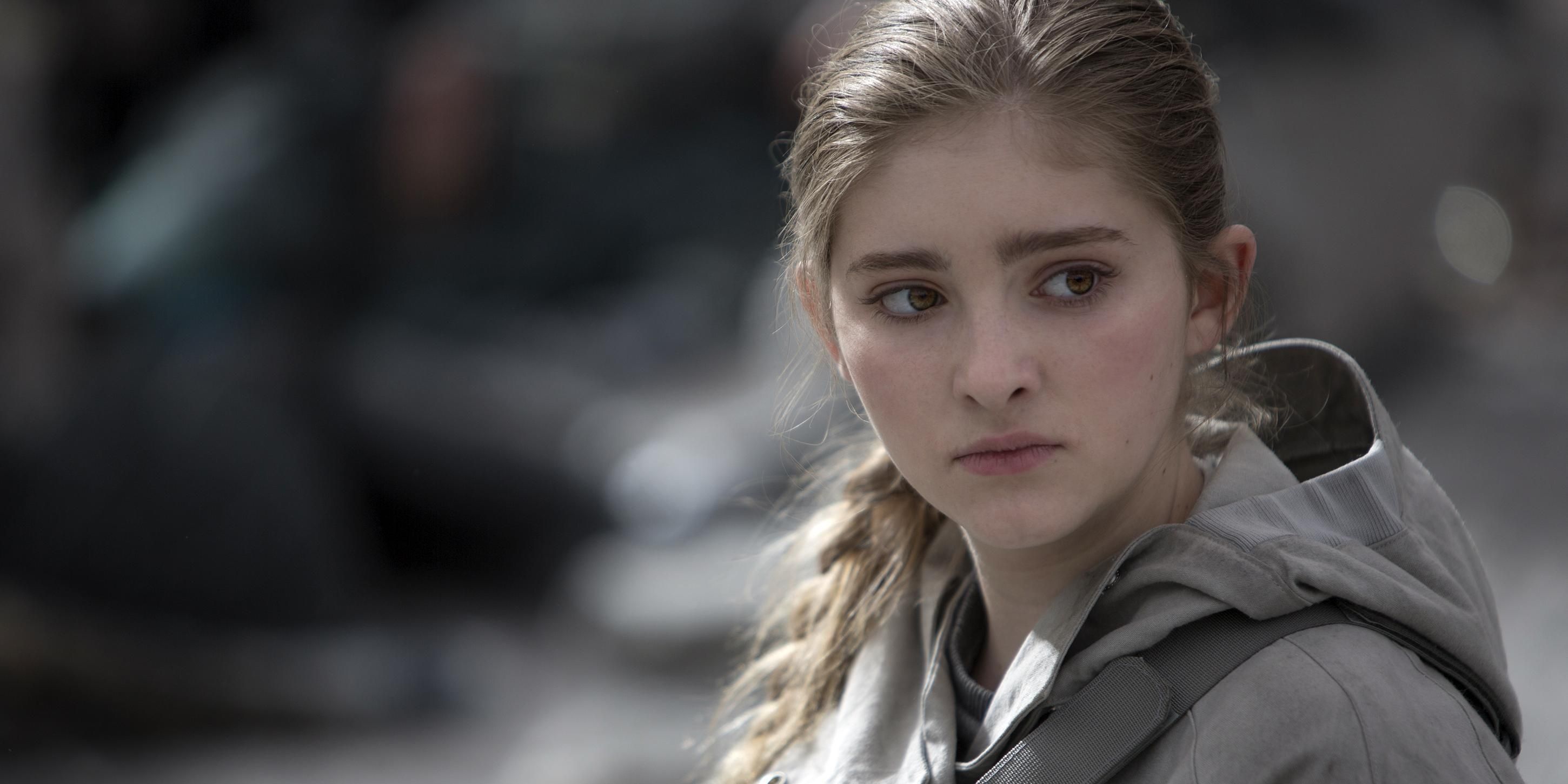 hunger games prim everdeen Cropped