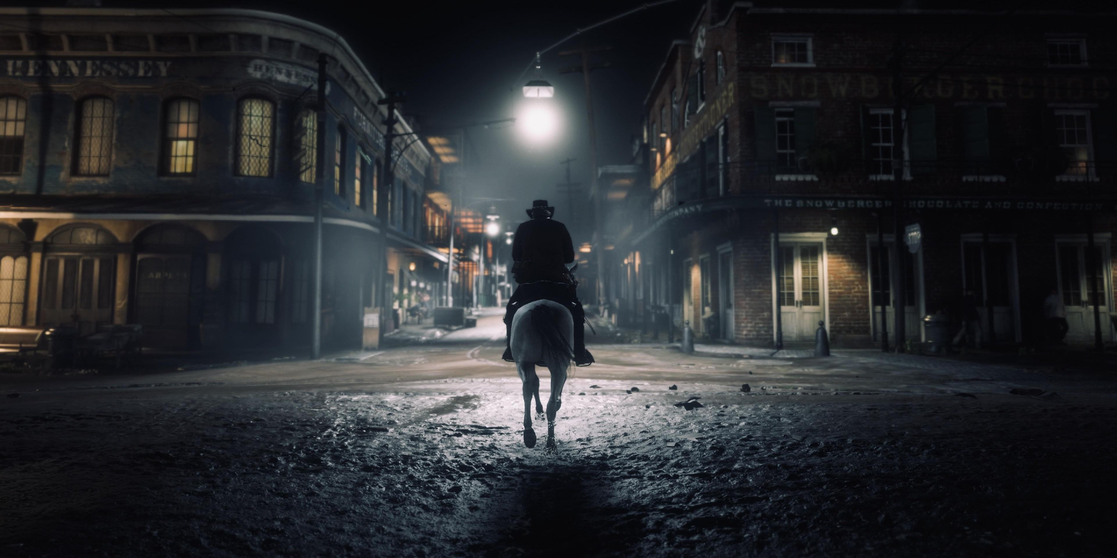Riding a horse in Saint Denis in Red Dead Redemption 2