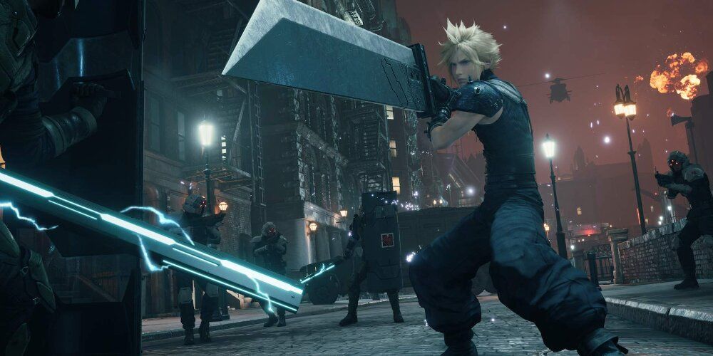 Cloud aiming his sword at a Shinra soldier 