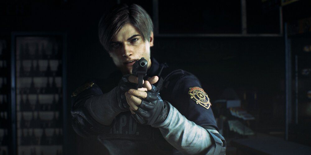 Leon aiming a handgun 