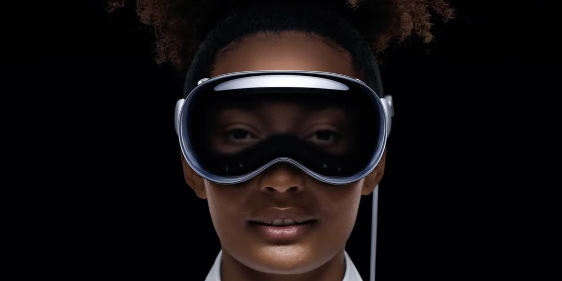 Apple Reportedly Shaking Up Its Vision Pro Plans