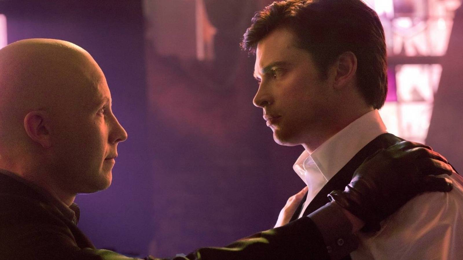 Lex Luther (Michael Rosenbaum) and Clark Kent (Tom Welling) in Smallville