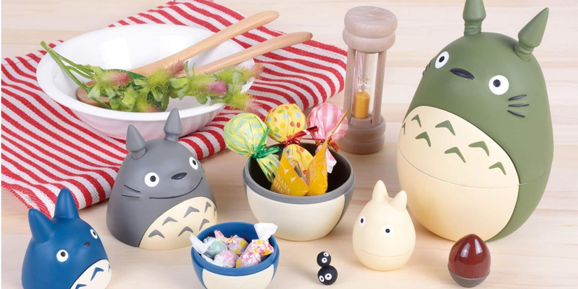 Totoro Nesting Dolls storing snacks