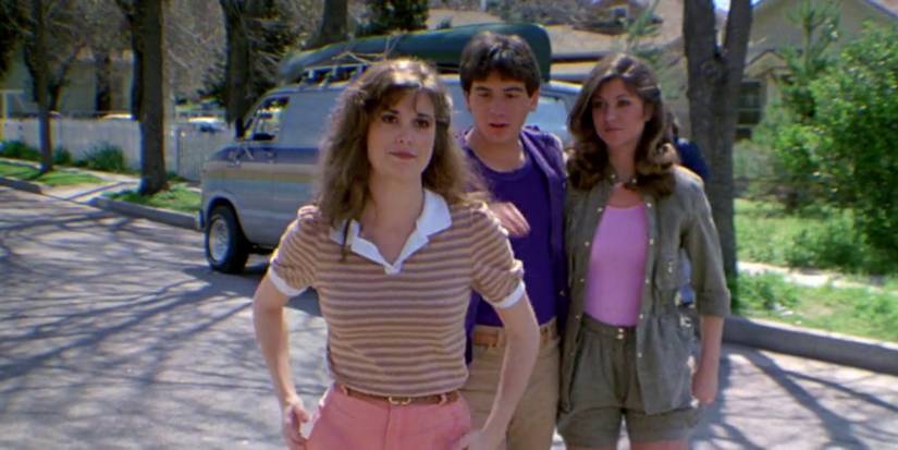 Teenagers outside in Friday The 13th Part III