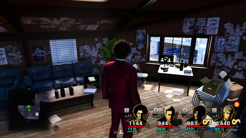 Switching from Kasuga to Kiryu in Revolve Bar in Like a Dragon: Infinite Wealth.