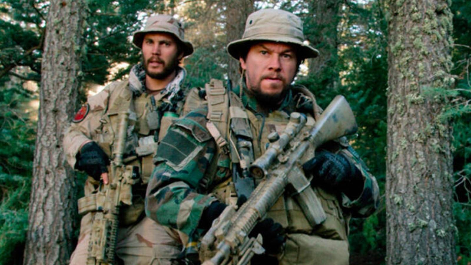 Taylor Kitsch and Mark Wahlberg in Lone Survivor