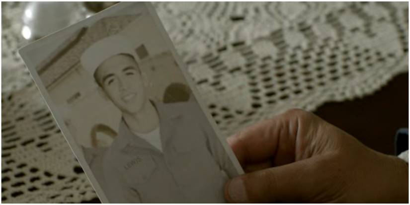 Dominick Santanello's old photo in Bosch: Legacy.