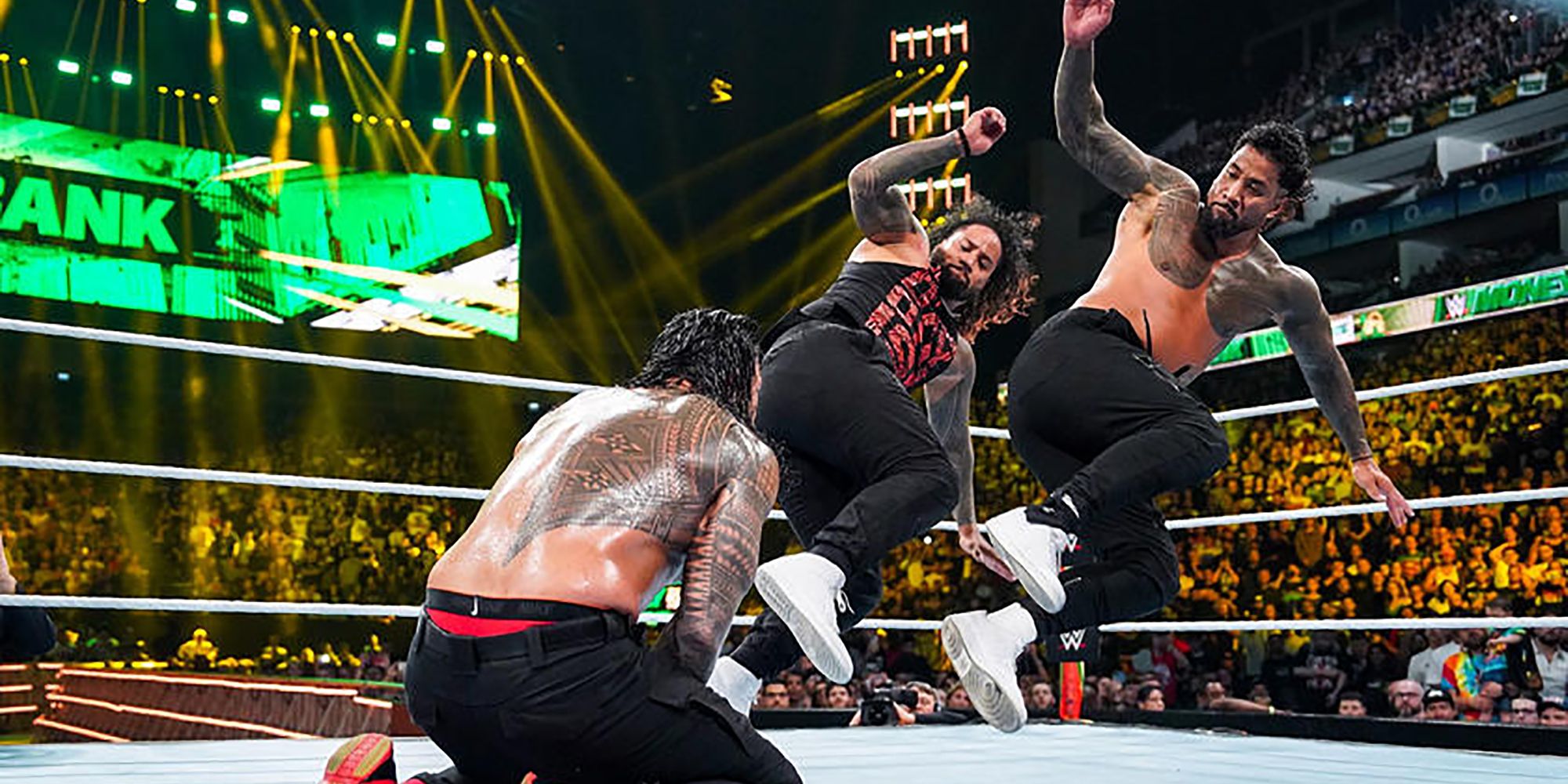 Roman Reigns & Solo Sikoa vs The Usos At Money In The Bank 2023