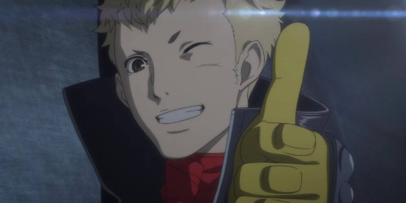 Ryuji with his thumb up 