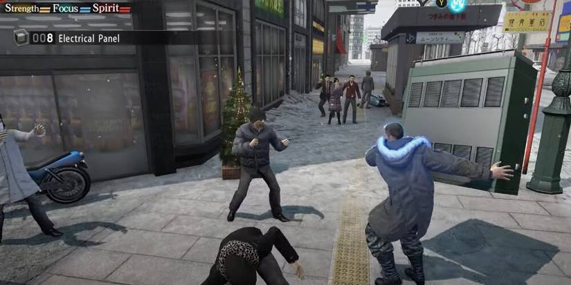 Saejima holding an electric panel with enemies around him 