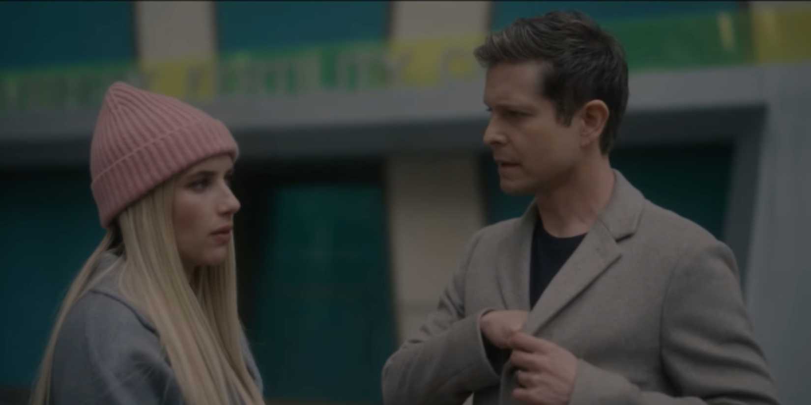 Anna (Emma Roberts) and Dex (Matt Czuchry) in American Horror Story: Delicate