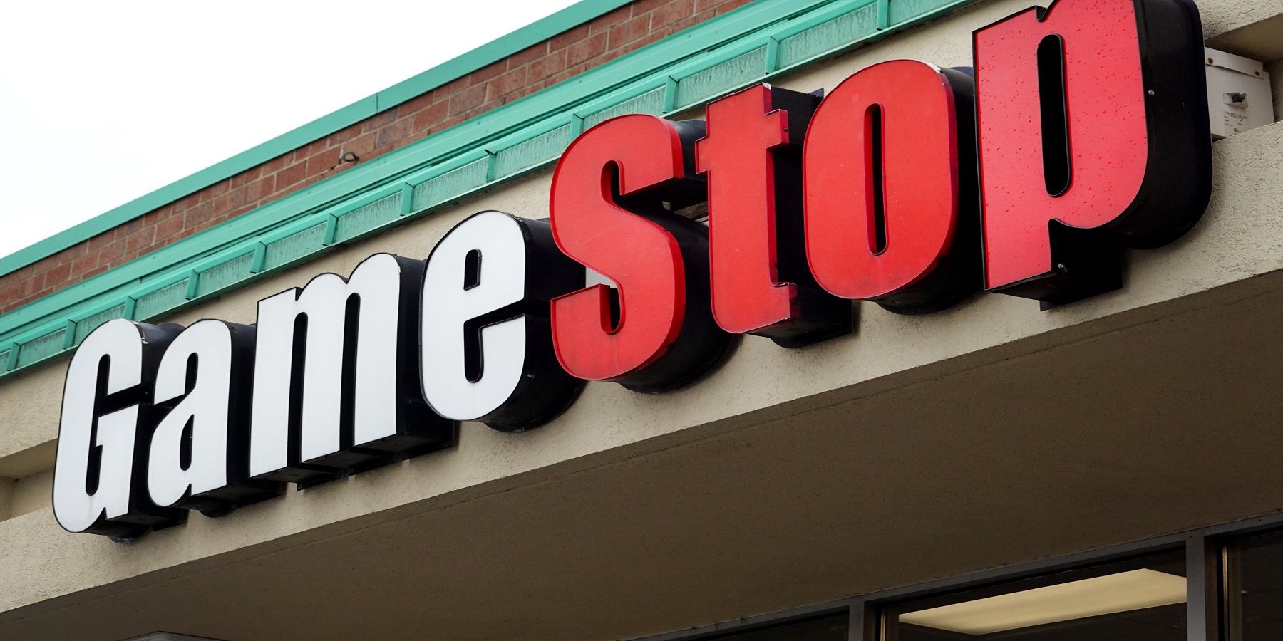 GameStop, как сообщается, планирует закрыть больше магазинов