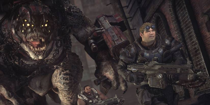 Marcus Fenix running from Berserker