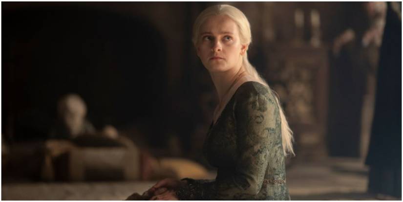 Helaena Targaryen with her child in House of the Dragon Season 2.