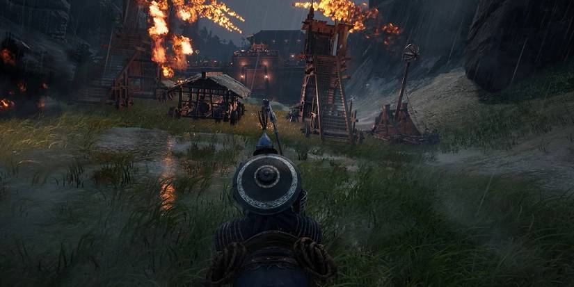 Myth of Empires character on horseback with spear