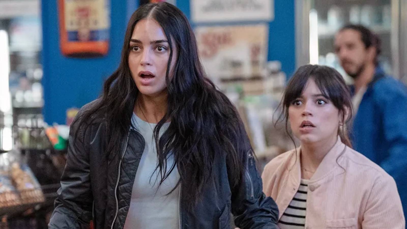 Sam Carpenter and Tara Carpenter in Scream 6