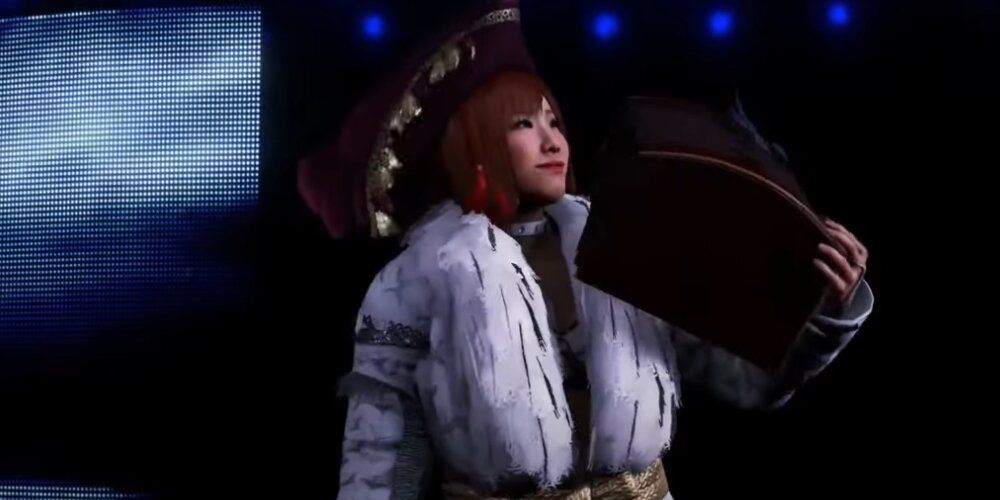 Kairi Sane carrying a treasure chest 