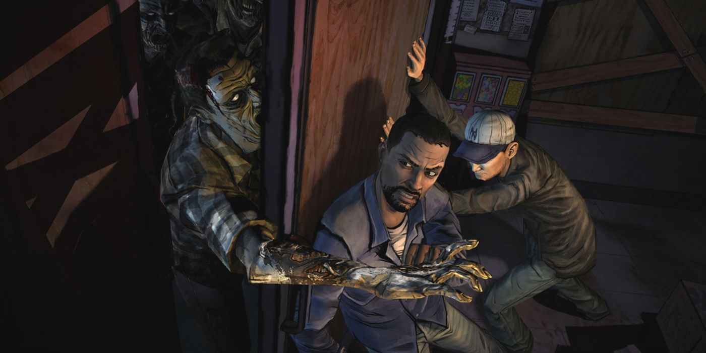 Lee and Glenn holding zombie behind door